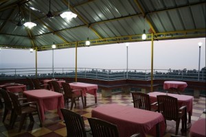 Dining Dining