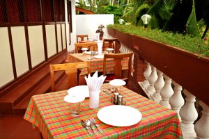 Dining 4 Dining 4