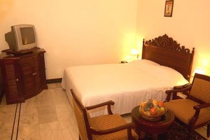 Accommodation Accommodation
