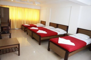 Special room With 4 Single Beds1