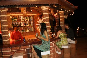 Alcove bar
