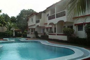 Sideview of pool