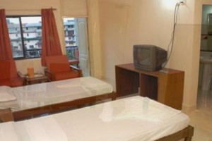 Shared AC bedroom Shared AC bedroom
