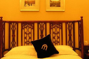 Luxury bed