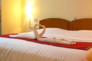 Double Bed Double Bed