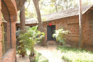Courtyard Laterite Walls