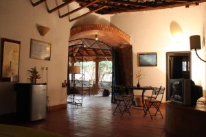 2 Bedroom Cottage Suite:Interior