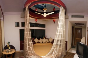 Honeymoon suite