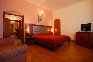 Garden Deluxe Bedroom