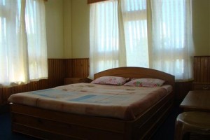 Double Bed