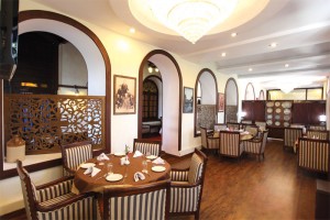Dining Dining