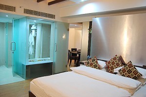 Emoire Suite Room