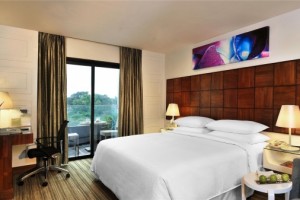 Well-Furnished Room Well-Furnished Room
