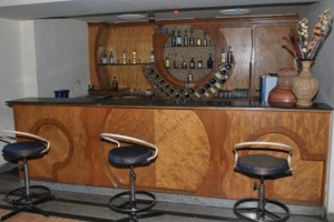 Bar Bar