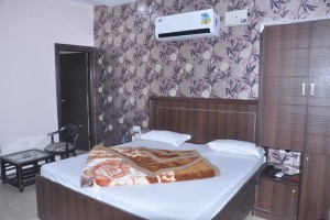 Air Conditioned Room Air Conditioned Room