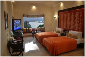 Deluxe Lake View Room