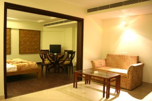 Well-furnished Room