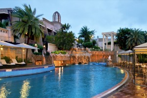 Oceanus Poolside Bar