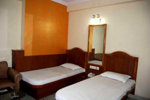 Twin Bedroom