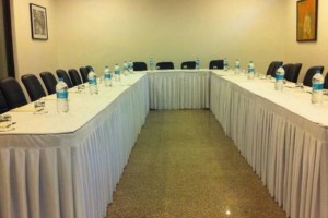 Spacious Meeting Room Spacious Meeting Room