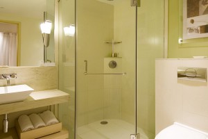 Suite Bathroom