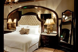 Well-Furnished Room