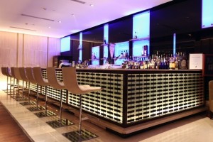 24- 7 Bar Area 24- 7 Bar Area