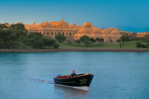 Hotel on the bank of Lake Pichola Hotel on the bank of Lake Pichola