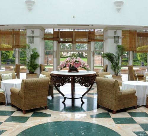 Sittin area in the lobby