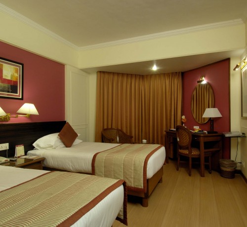 Well furnished bedroom