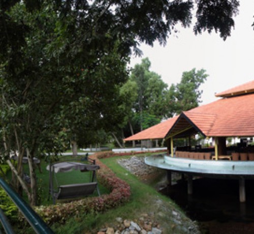 Silent Shores Resort and Spa