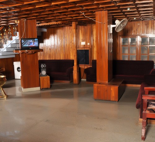 Warm and welcoming ambiance at Reception