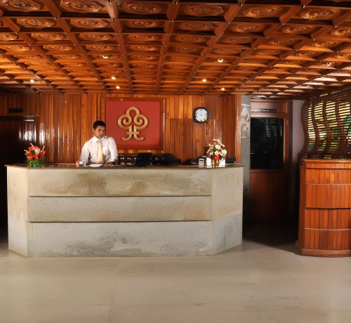 Well furnished reception