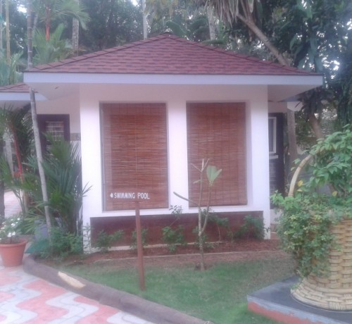 Cottage on the way to Swimming pool