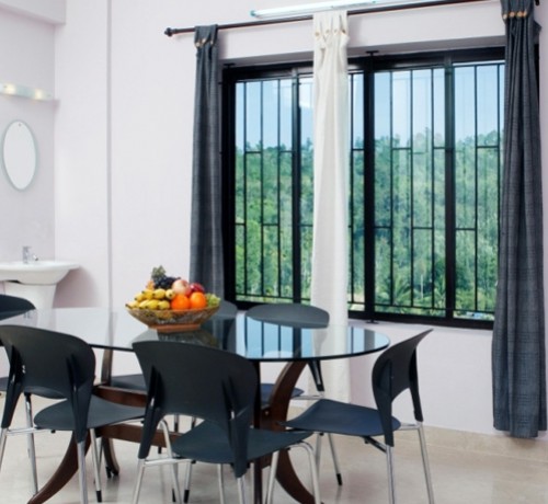 In-room Dining In-room Dining