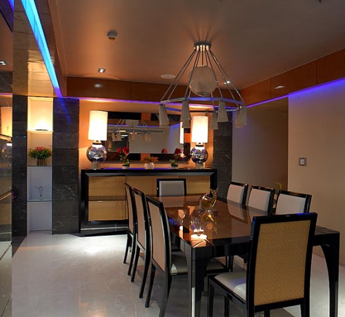 Presidential suite-dining area