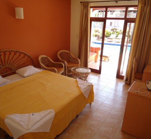 Room with verandah