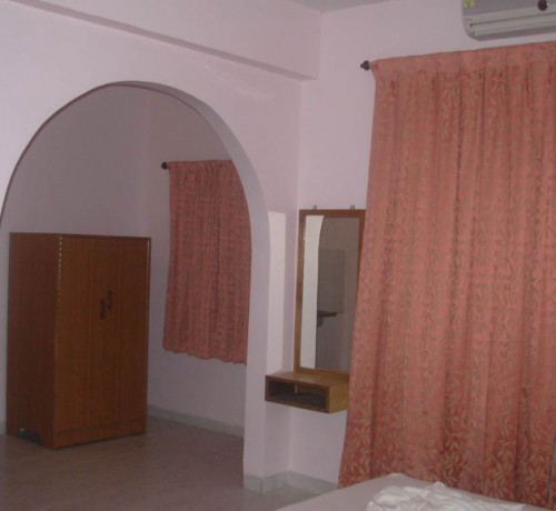 Furnished room Furnished room