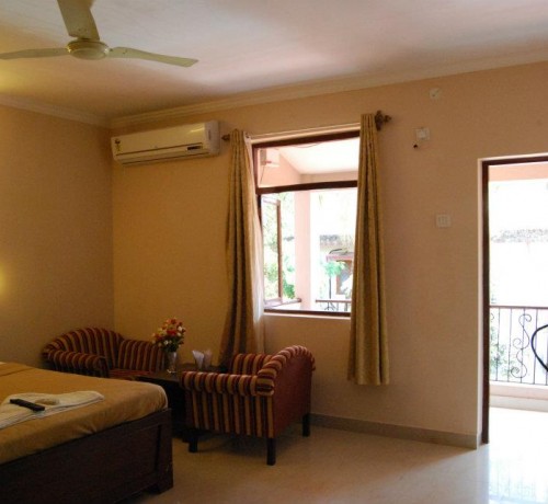 Attached balcony Attached balcony