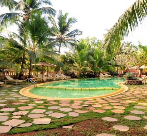 Another view of pool