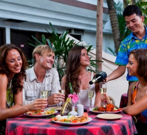 Enjoying luch @ Patio