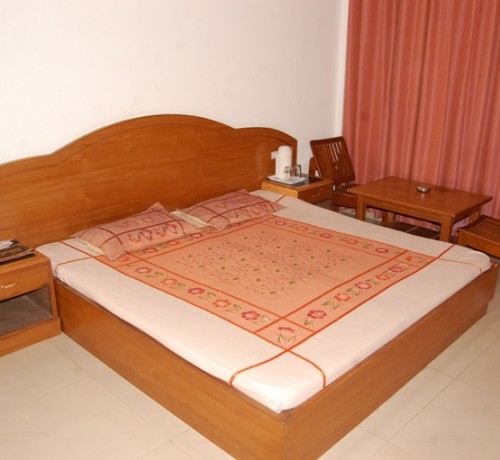 Semi-deluxe room view