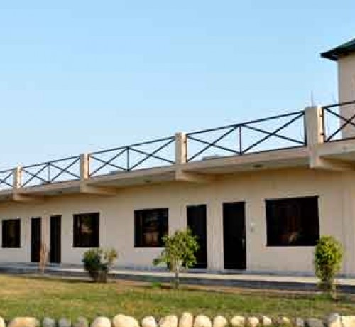 Super Deluxe Exterior View