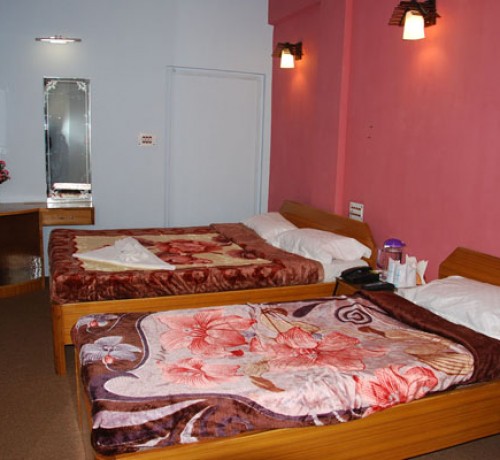 Triple Bedroom Triple Bedroom