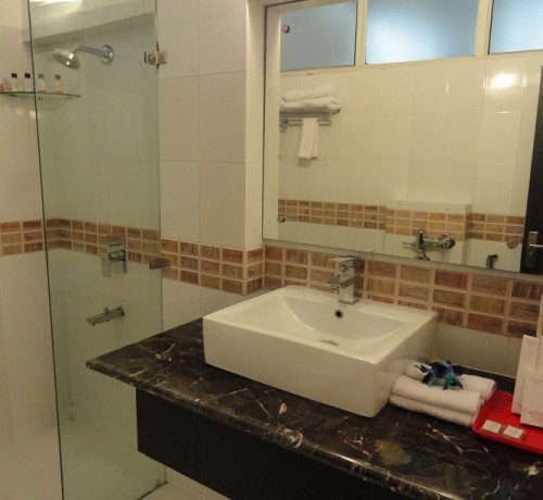 Deluxe Room Bathroom Deluxe Room Bathroom