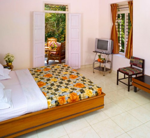 Guestroom Guestroom