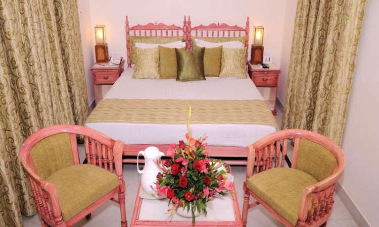 Garden Hotel