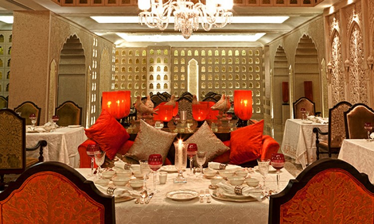 Beautifully decorated dining area Beautifully decorated dining area