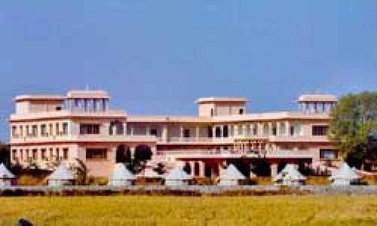 Hotel Dev Villas