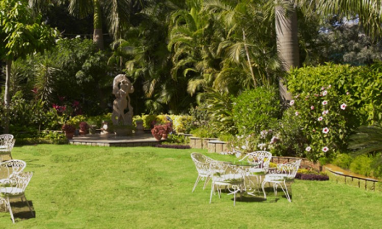 Hotel Hillock